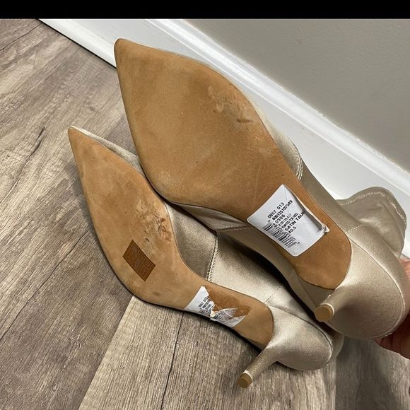 YEEZY
Point-Toe Sock Boots - Picture 9 of 9